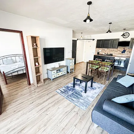 Apartment Central With Garage Parking Bratislava